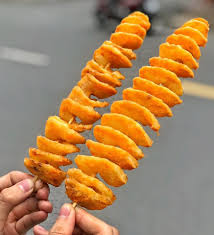 KHOAI TÂY LỐC XOÁY